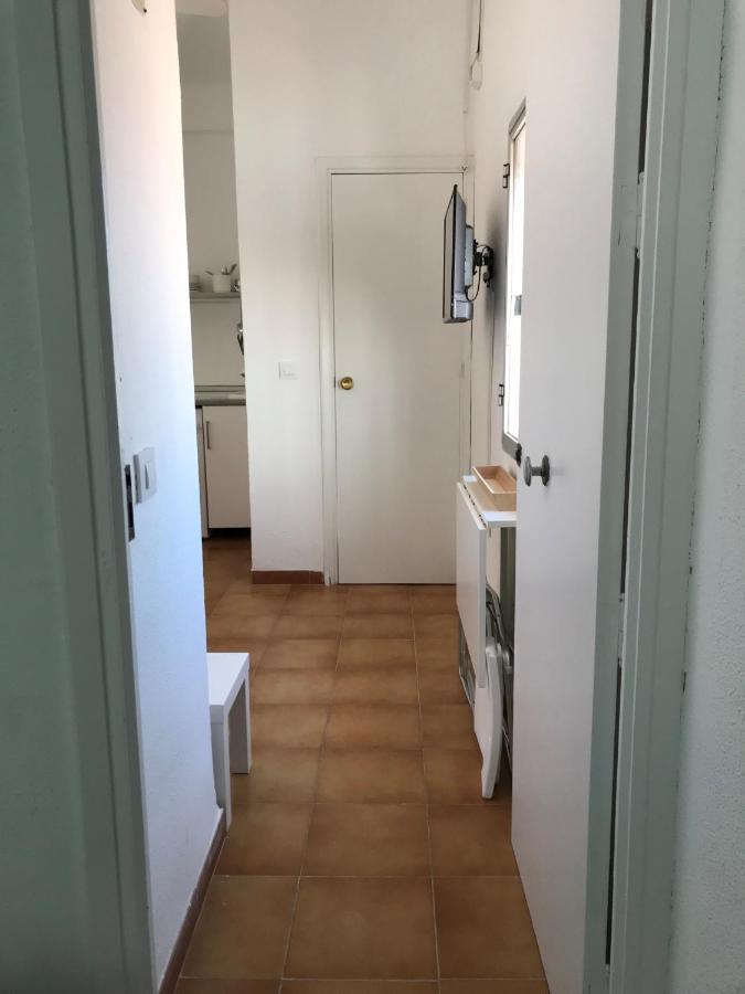 Ac Los Remedios Sevilla Kültér fotó