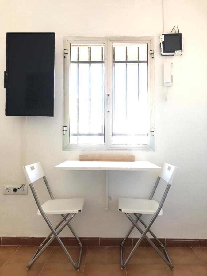 Ac Los Remedios Sevilla Kültér fotó